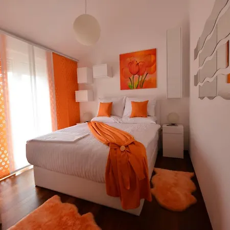 Family Guest house *