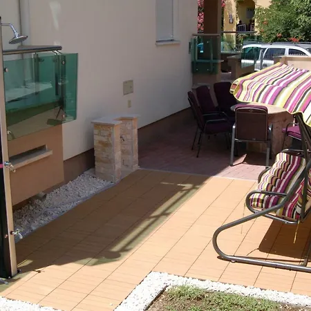 Family Guest house *