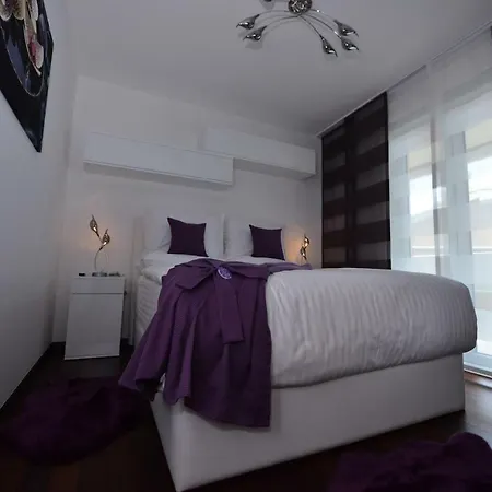 Guest house Family *