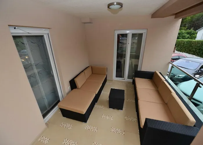 Family Sveti Filip i Jakov